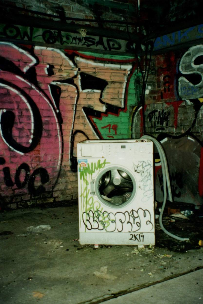 lavatrice, graffiti